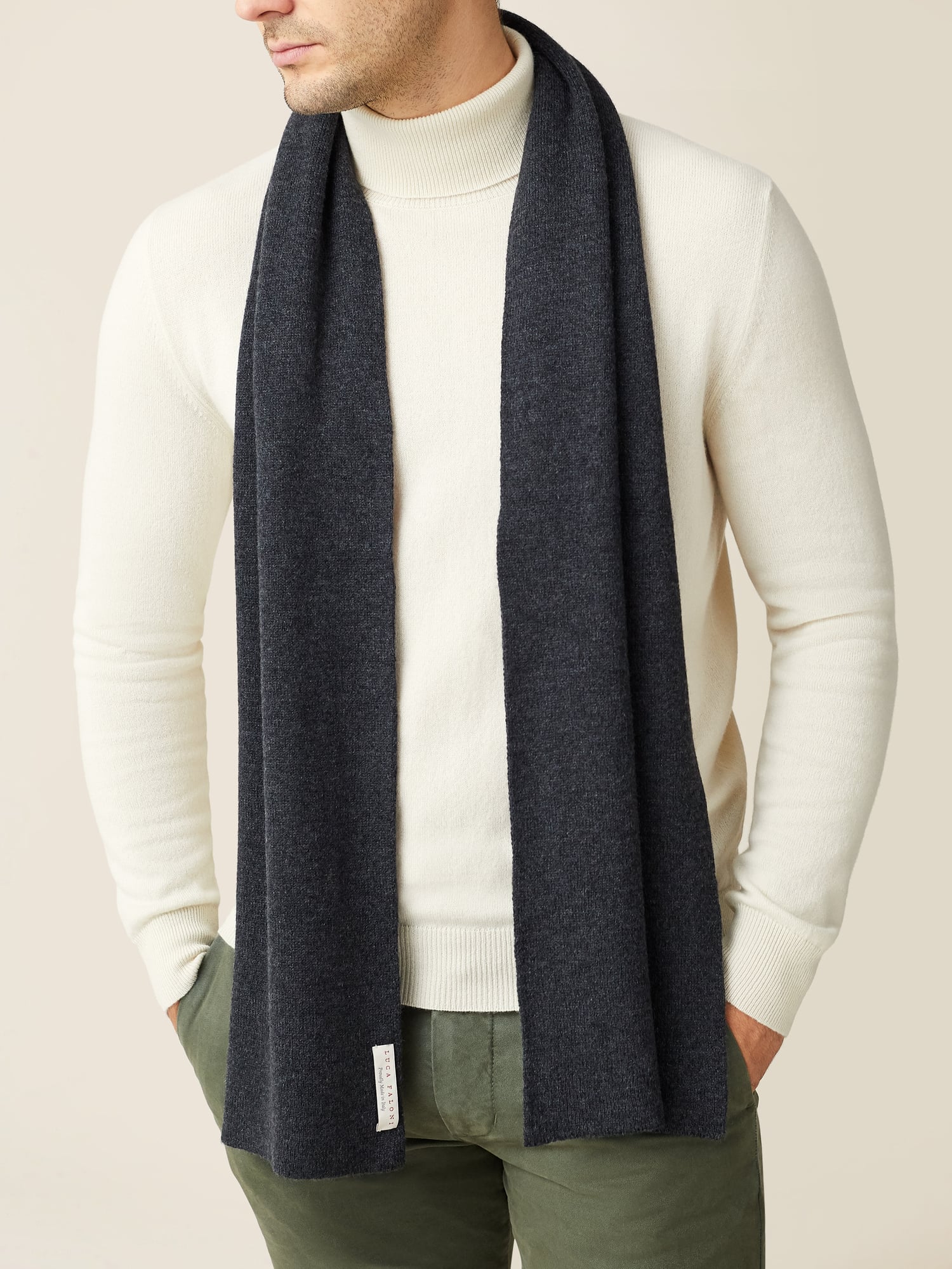 Charcoal Grey Cashmere Scarf | Luca Faloni