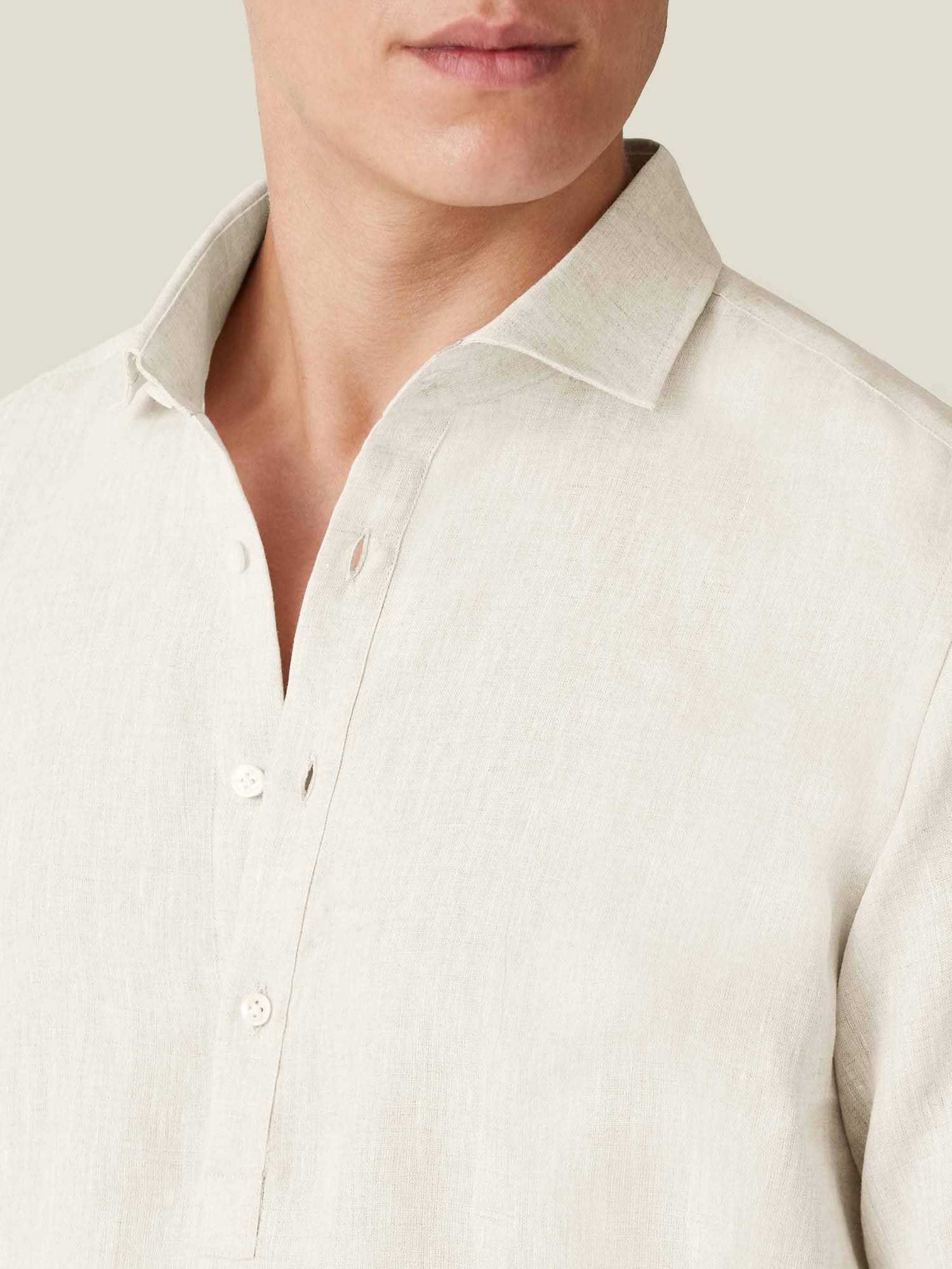 Sand Classic Collar Popover Linen Shirt | Luca Faloni