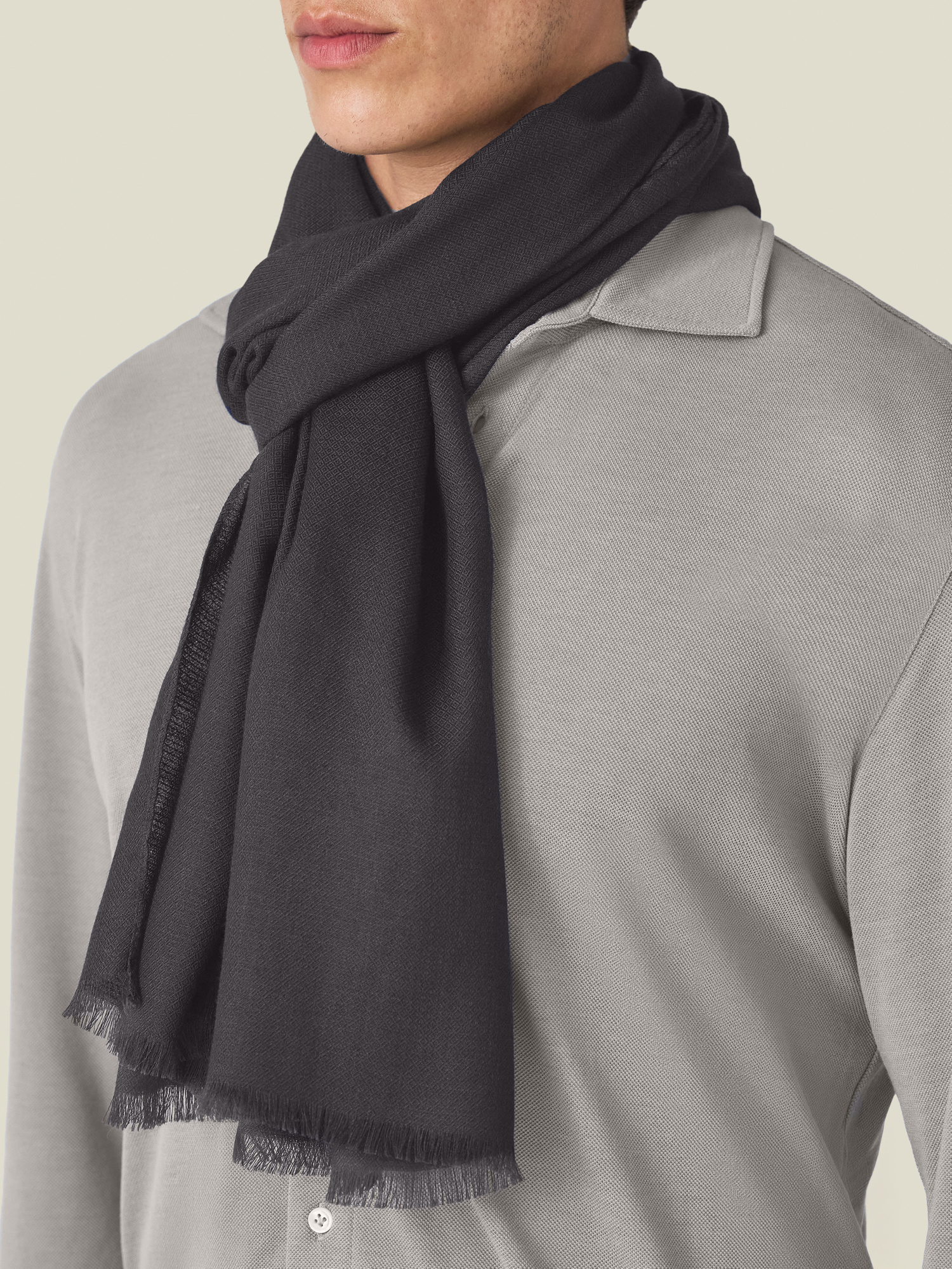 Charcoal Grey Silk-Cashmere Scarf | Luca Faloni
