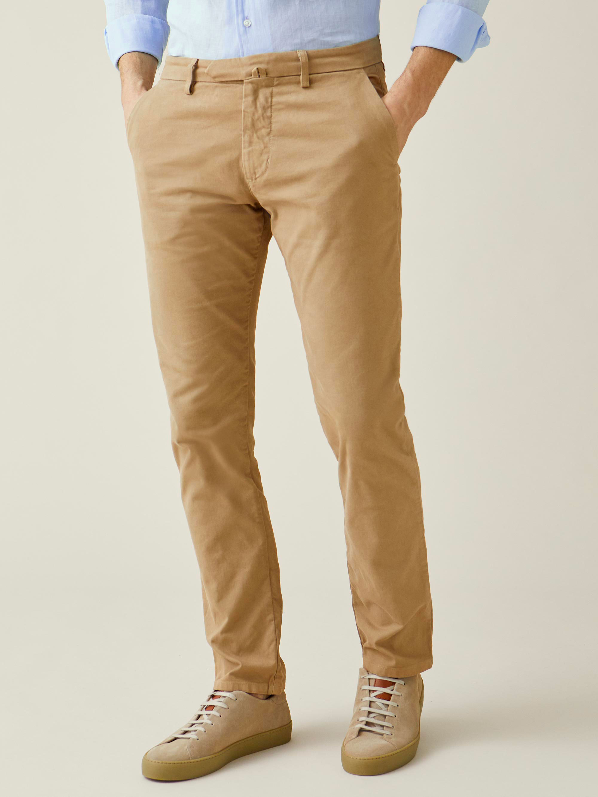 Luca Faloni Cortina Chinos In Camel Beige