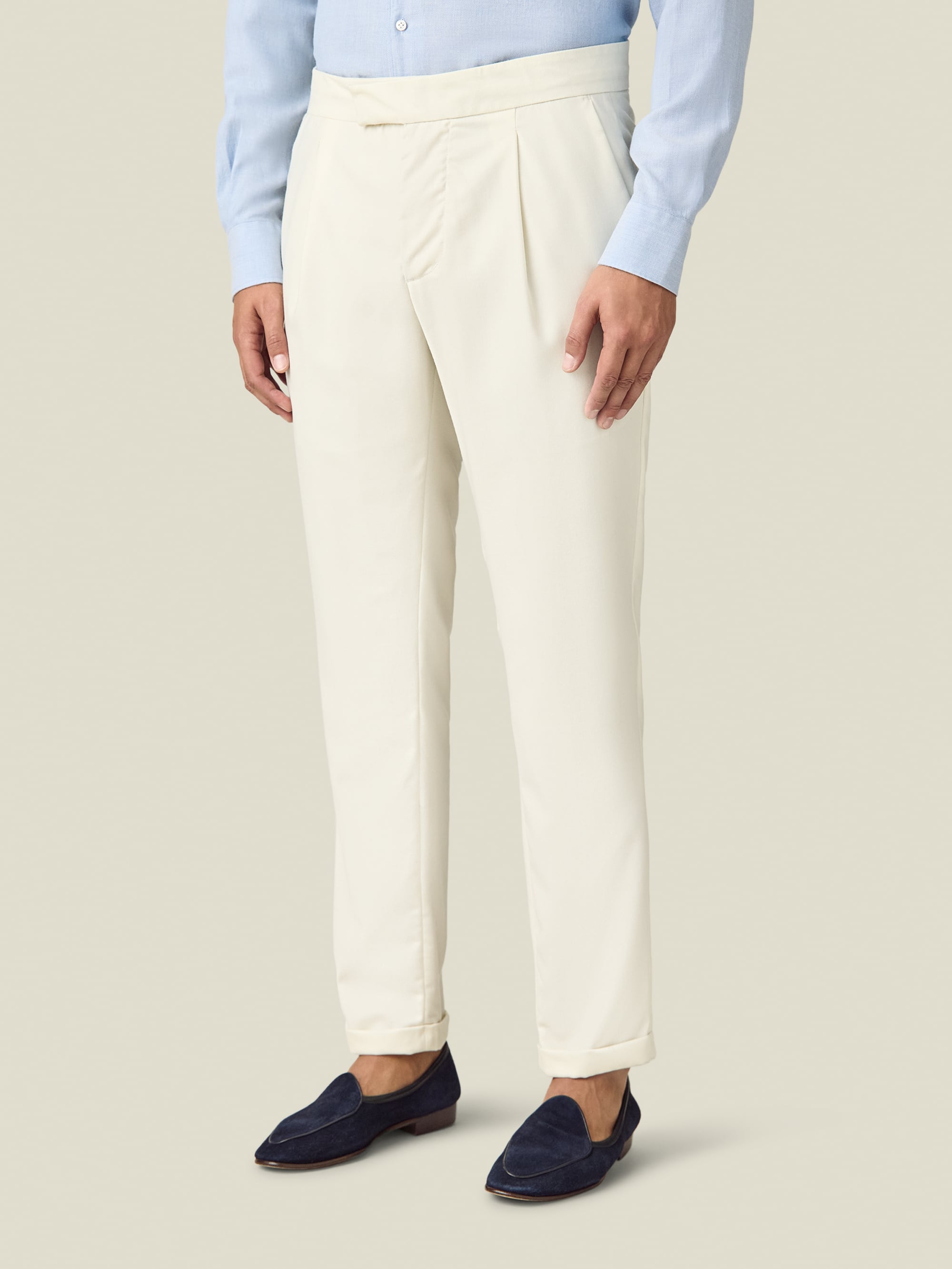 Luca Faloni Wool Pleated Trousers In Neutral