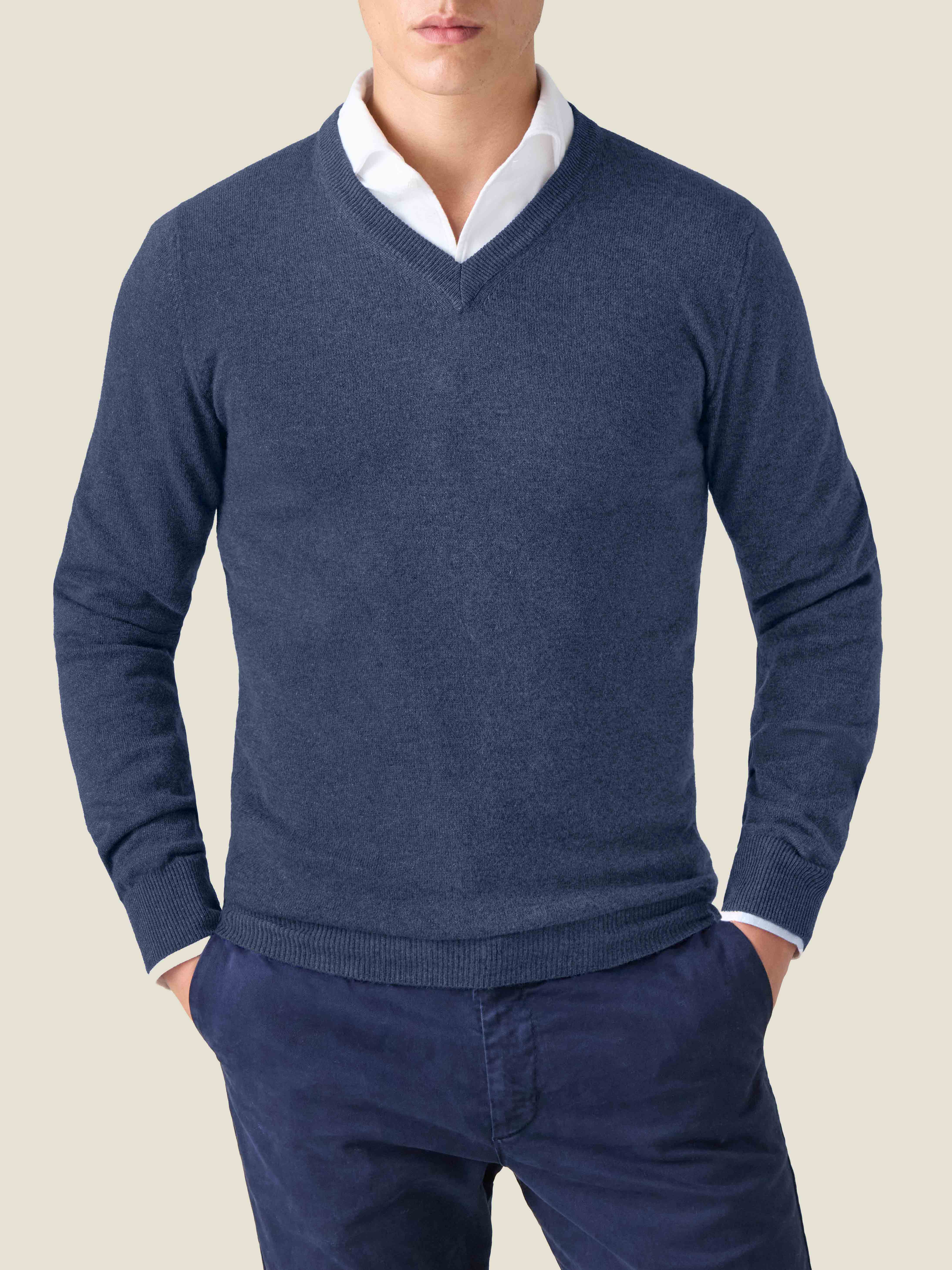 Luca Faloni Cashmere (2-ply) V Neck In Blue